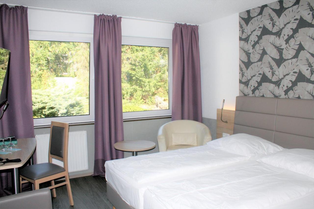 Hotel Erlenstegen Nuremberg ภายนอก รูปภาพ